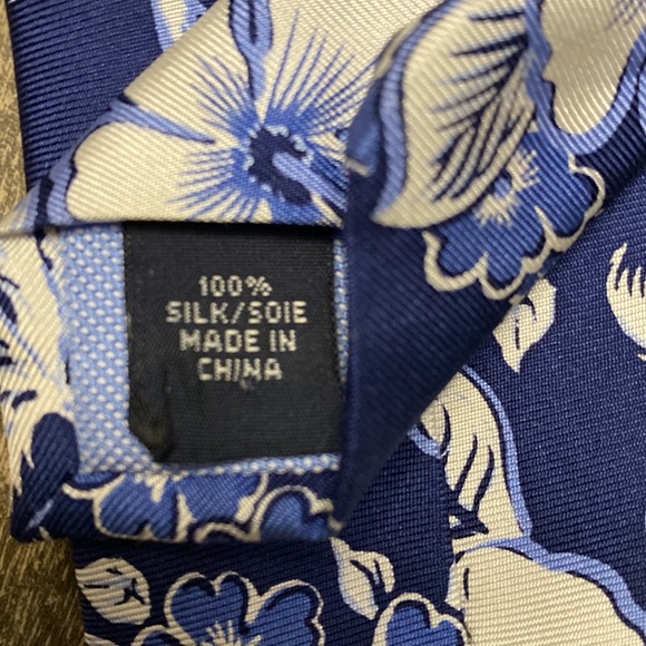 Tommy Hilfiger Tie - Picture 3 of 5